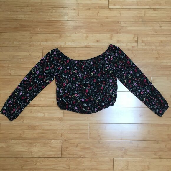 Like New H&M Black Floral Off Shoulder Crop Top - Picture 2 of 3